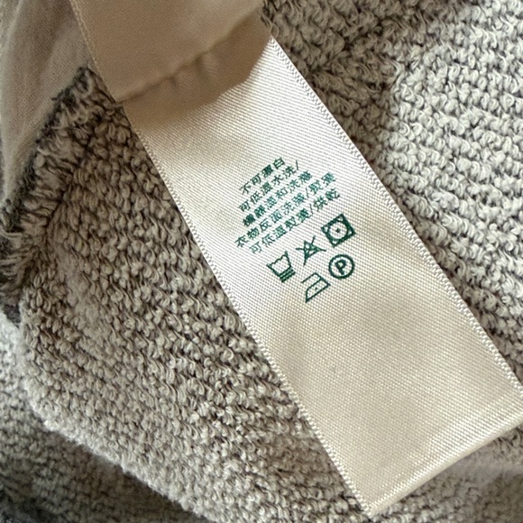 Roots Gray Hoodie, Size Extra Small - Picture 7 of 7